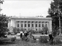 Здание библиотеки. Фотография Н.Черкасова.1960-е гг.