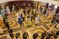 В Музыкальном театре Кузбасса им. А.Боброва прошёл «Исторический бал». 15.04.2023 г.