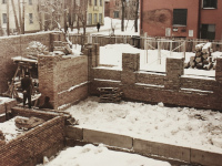 1983 г. начато строительство дополнительного здания библиотеки